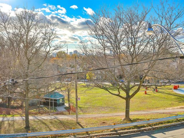 Lower - 101 East Lynn Ave