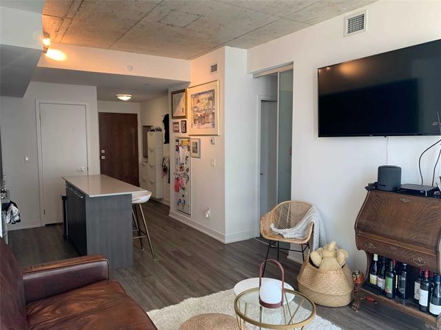 1101 - 15 Baseball Pl