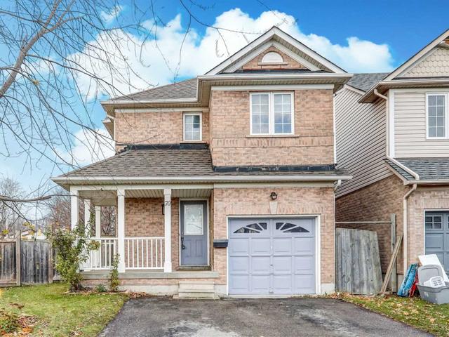 70 Cottingham Cres N