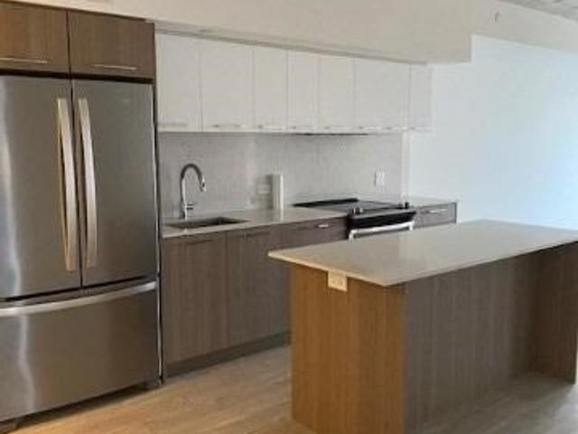 702 - 30 Baseball Pl