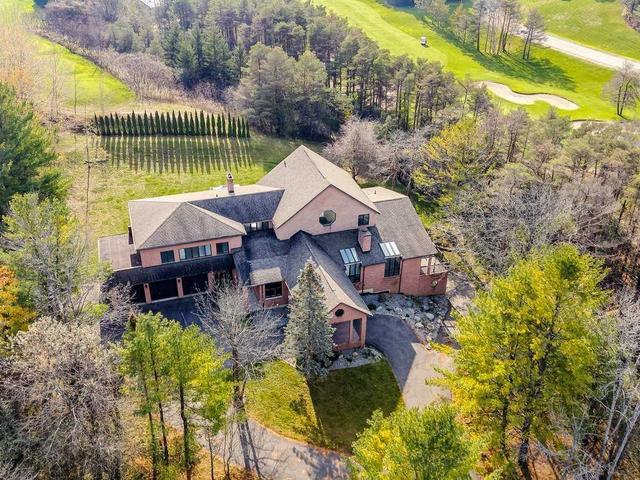 Upper - 7 Wyldewood Crt