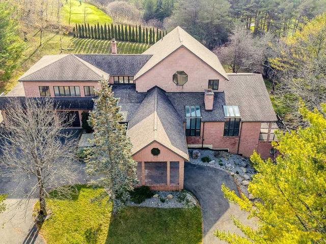 Upper - 7 Wyldewood Crt