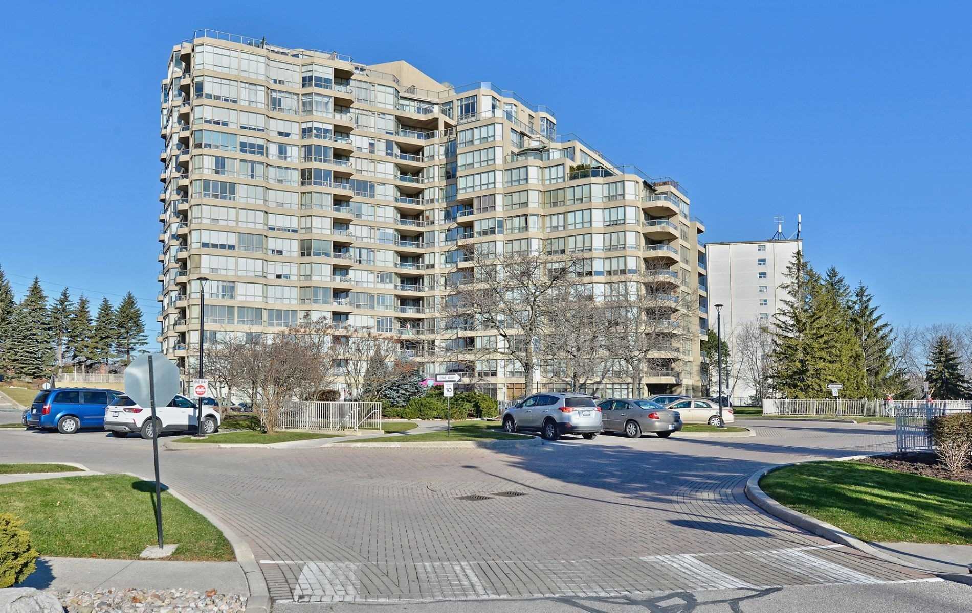 902 20 Guildwood Pkwy, Scarborough Sold, E5455492 Condos.ca