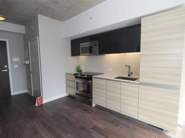 1009 - 1190 Dundas St E