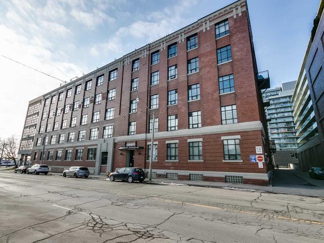 418 - 68 Broadview Ave