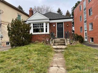 16 Kenrae Rd