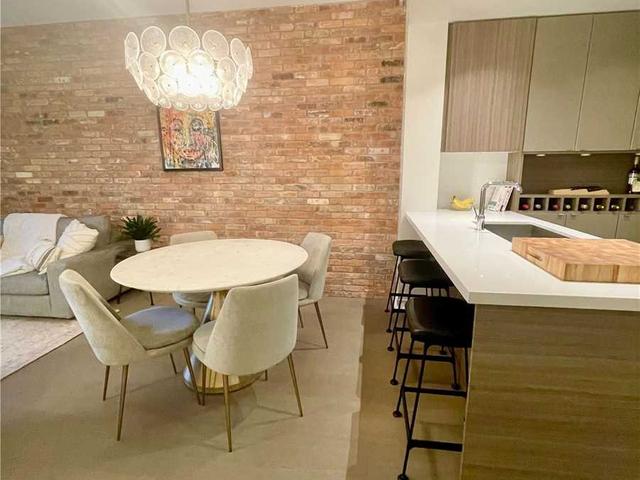 202 - 88 Colgate Ave