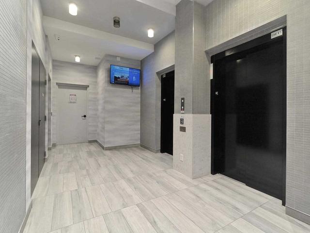 218 - 1630 Queen St E