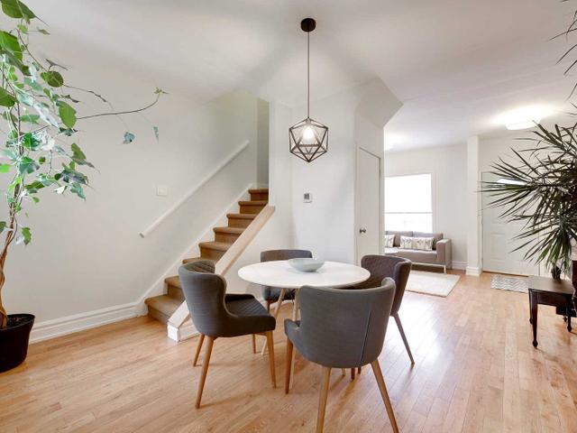 91 Carlaw Ave
