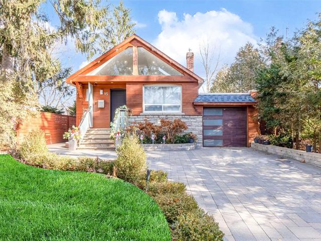 95 Warden Ave