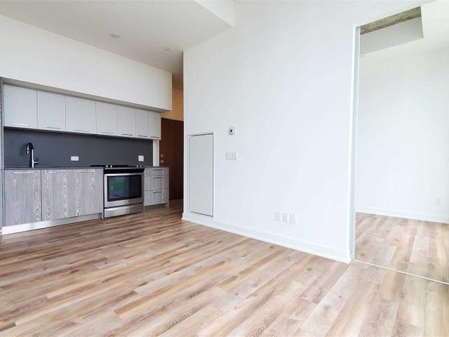 1303 - 30 Baseball Pl