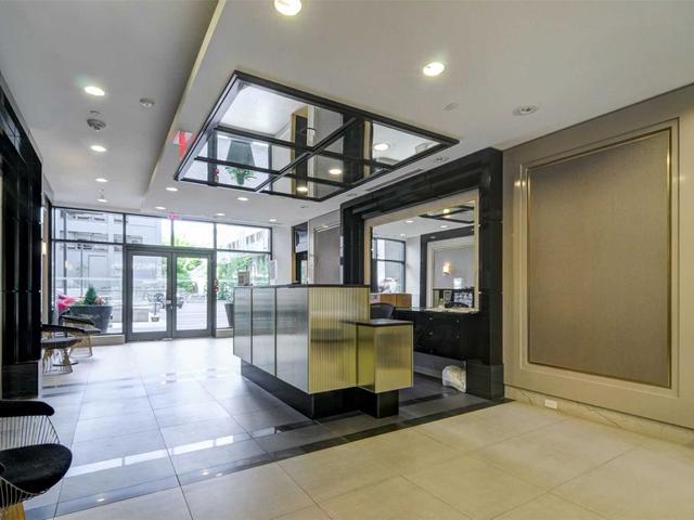 424 - 1190 Dundas St E