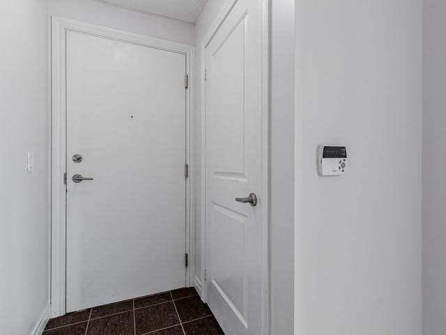 902 - 50 Town Centre Crt