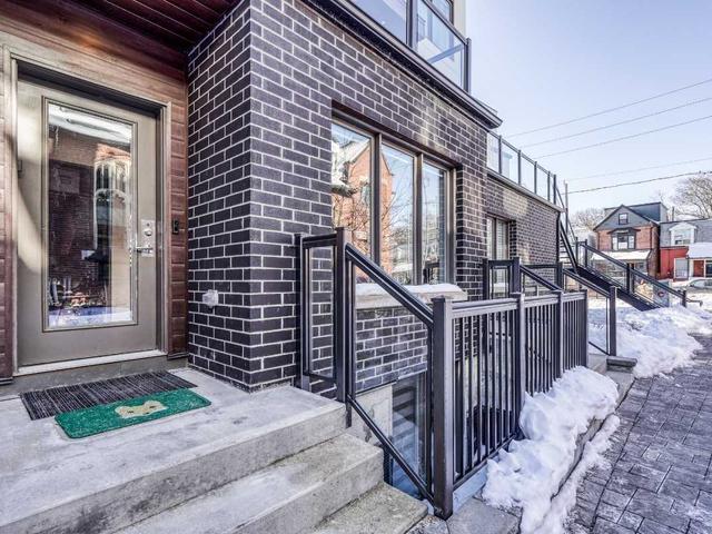 TH#4 - 169 Jones Ave