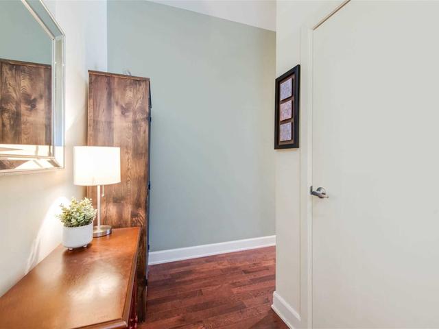 202 - 160 Fallingbrook Rd