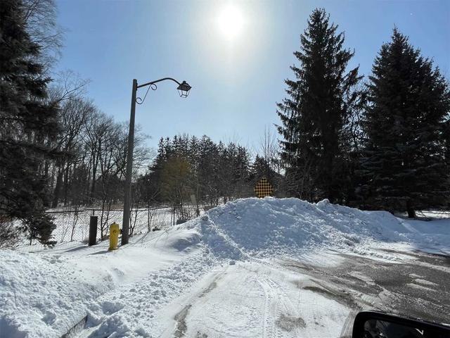 524 Oakwood(Rear Of) Dr