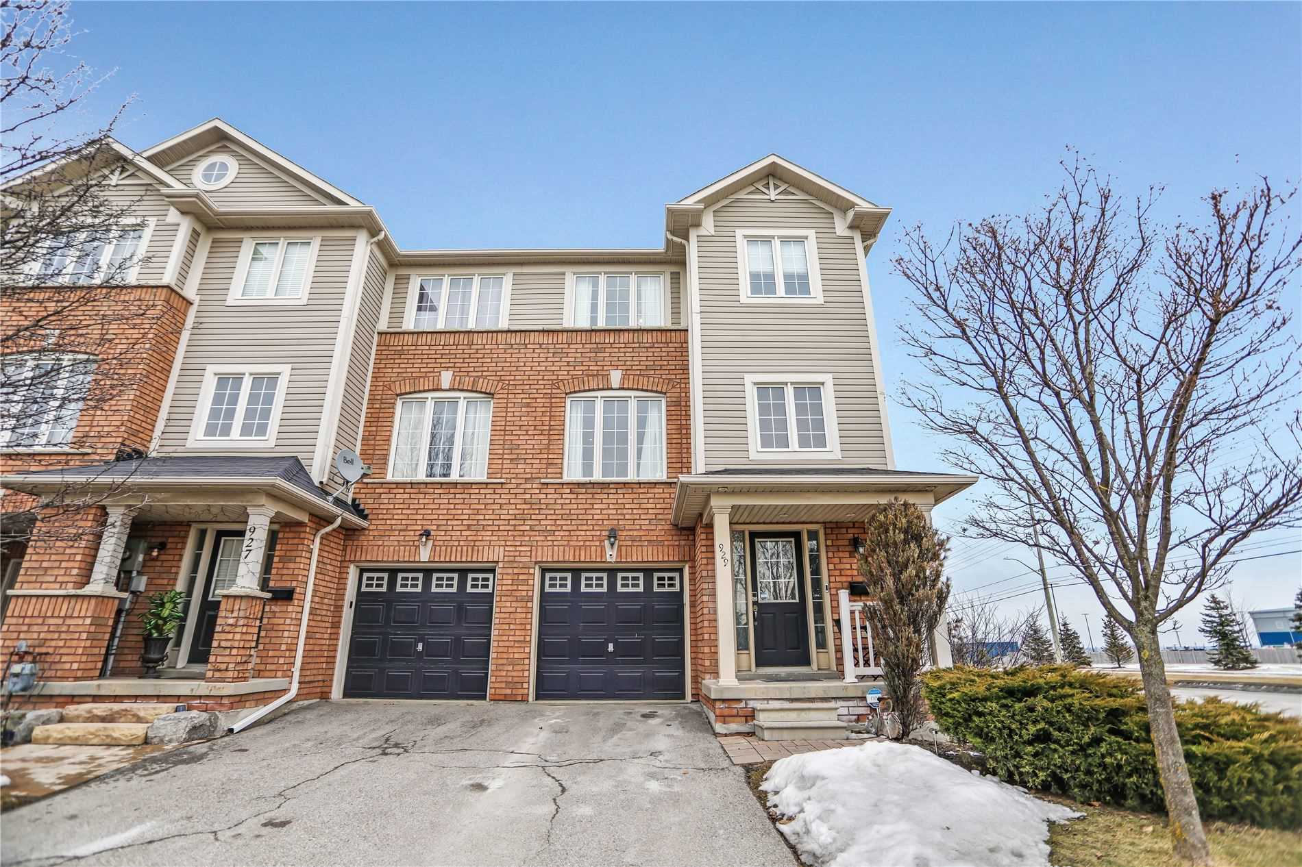929 Bourne Cres, Oshawa Sold, E5529513 Condos.ca