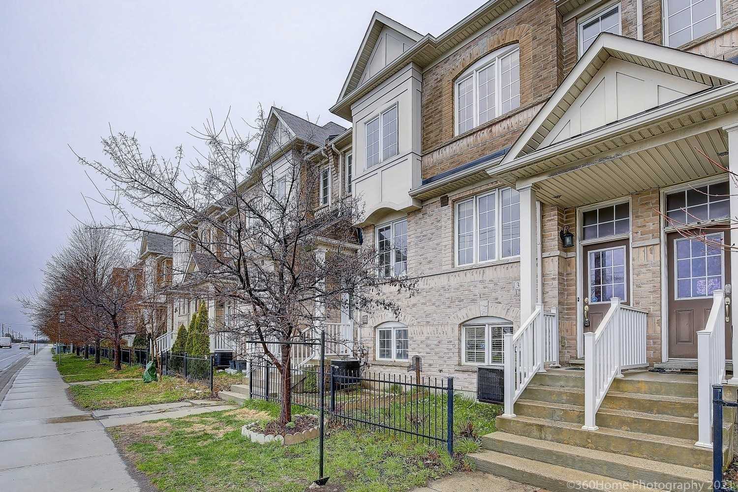 376 Danforth Rd, Scarborough | Suspended, E5533747 | Condos.ca
