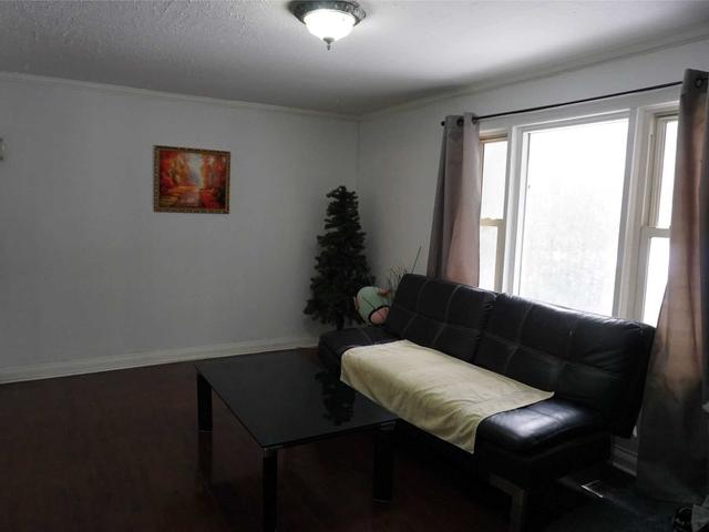 17 Gladys Rd