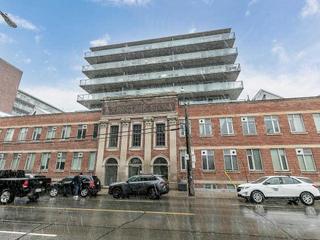 708 - 201 Carlaw Ave