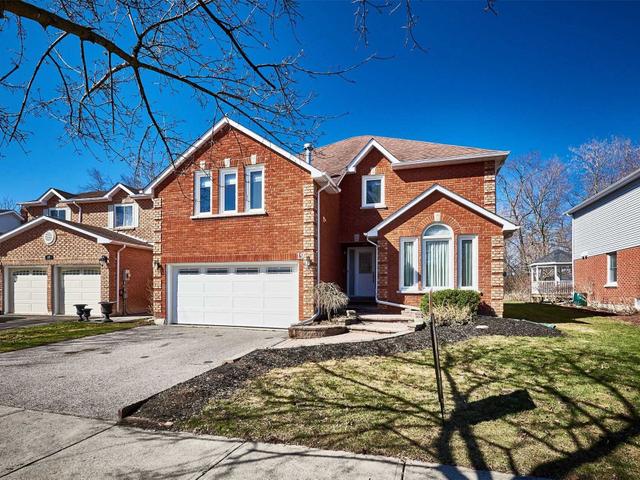 19 Peachtree Cres