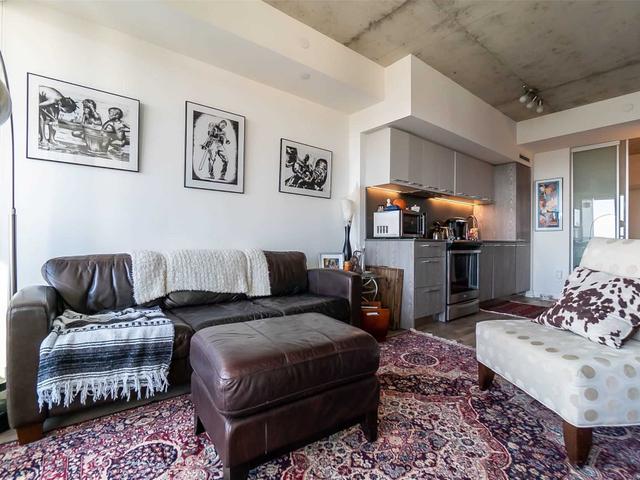 1405 - 15 Baseball Pl