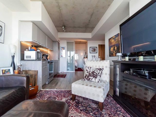 1405 - 15 Baseball Pl