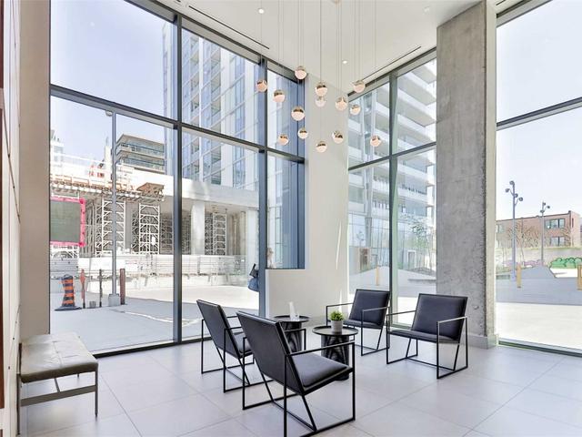 424 - 30 Baseball Pl