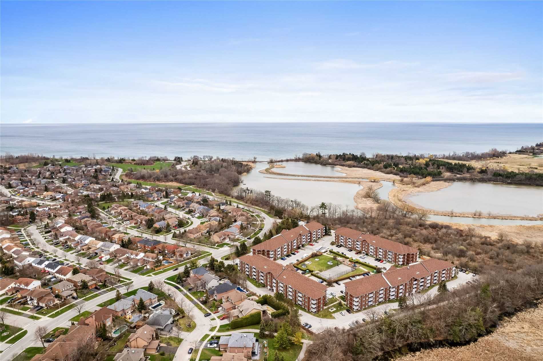 212 189 Lake Driveway Dr W, Ajax For Sale 499,900 Condos.ca