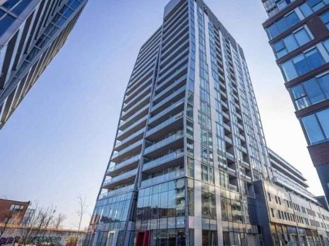 815 - 15 Baseball Pl