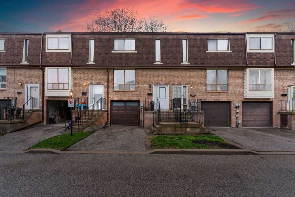8 350 Camelot Crt, Oshawa Terminated, E5603506 Condos.ca