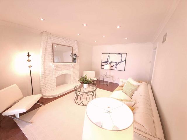 53 Kilchurn Castle Dr