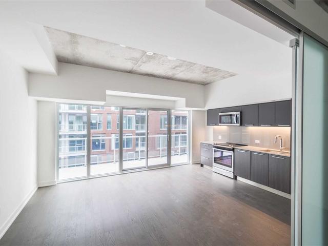 513 - 15 Baseball Pl