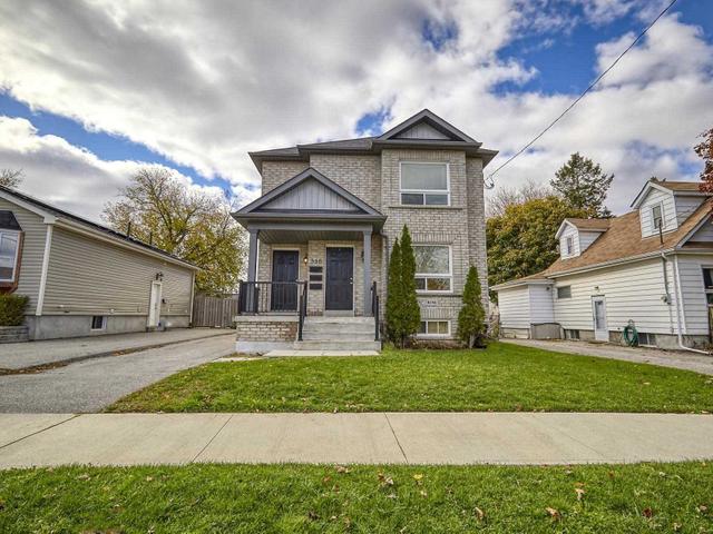Upper - 556 Park Rd S