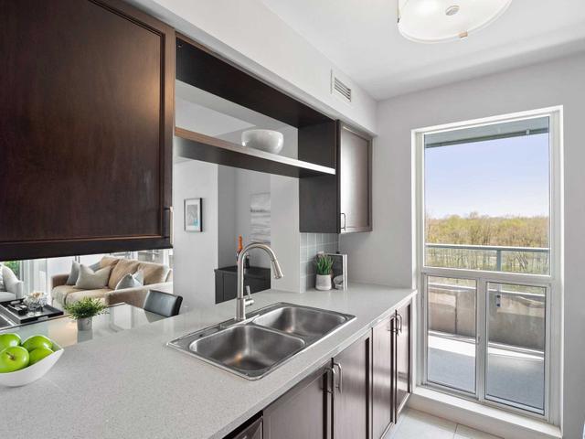 706 - 60 Town Centre Crt