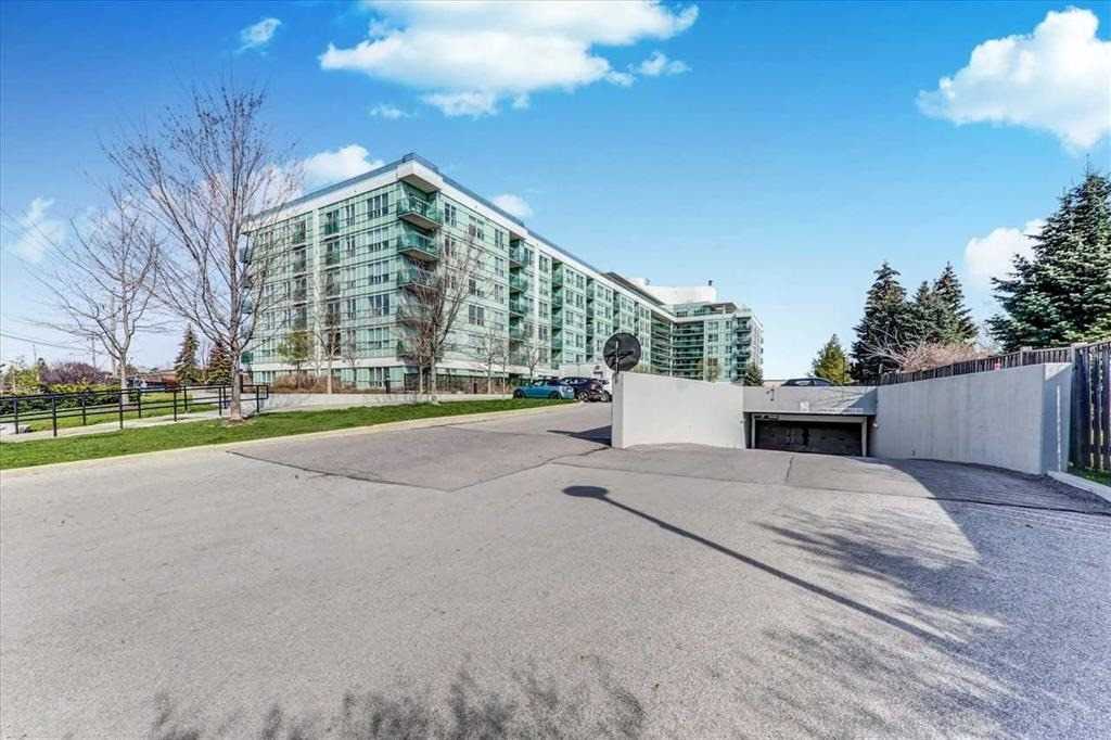 607 60 Fairfax Cres, Toronto Leased, E5614662 Condos.ca