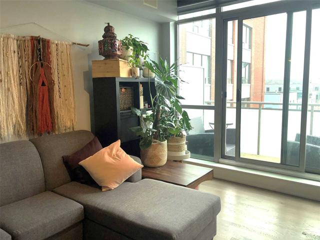 404 - 630 Queen St E