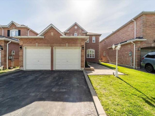 37 Carle Cres