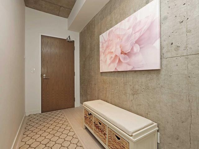 412 - 90 Broadview Ave