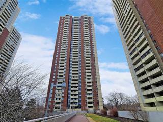 2105 - 3 Massey Sq