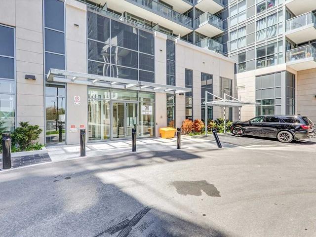 401 - 30 Meadowglen Pl