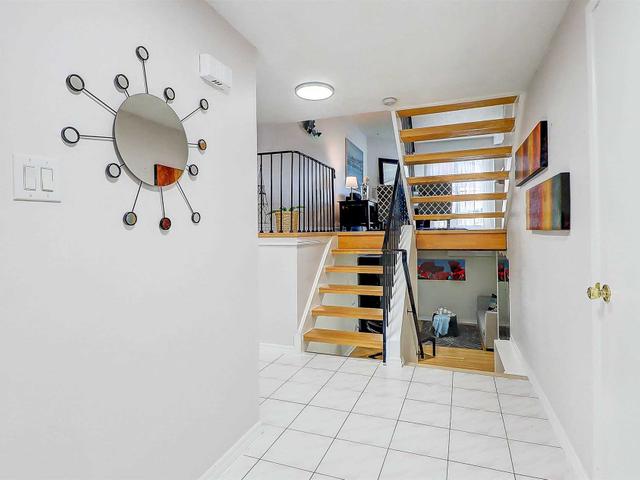 106 Bellefontaine St