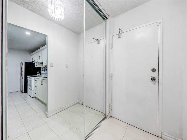 #1031 - 100 Mornelle Crt