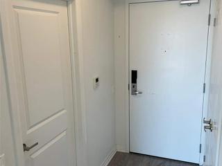 212 - 1900 Simcoe St N