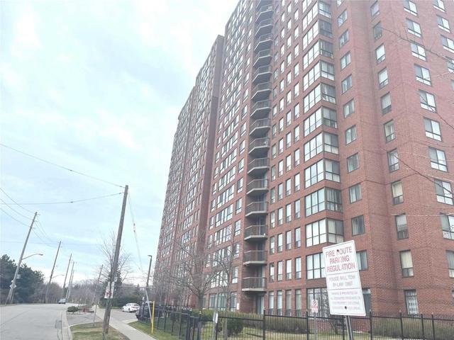 1402 - 330 Mccowan Rd