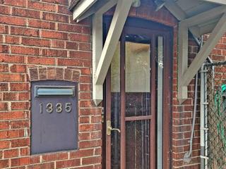1335 Woodbine Ave