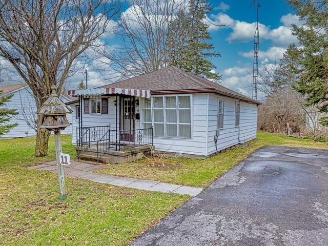 11 Waverley Rd