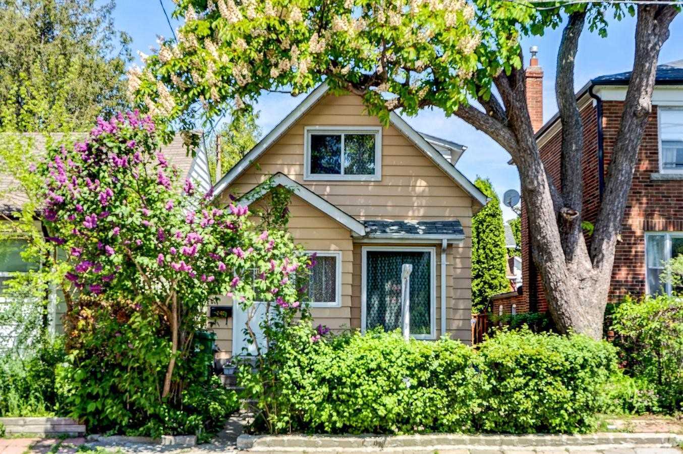 246 Lumsden Ave, East York For Sale 849,000 Condos.ca