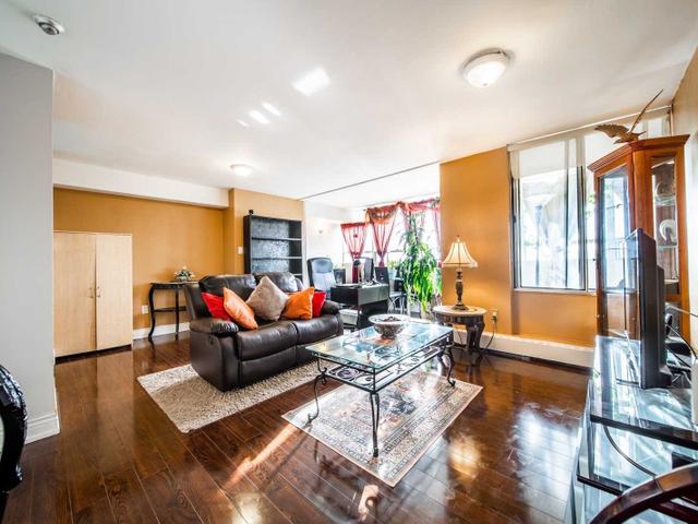 706 - 5580 Sheppard Ave E