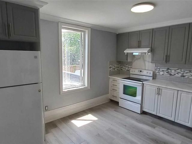 2195 Danforth Ave